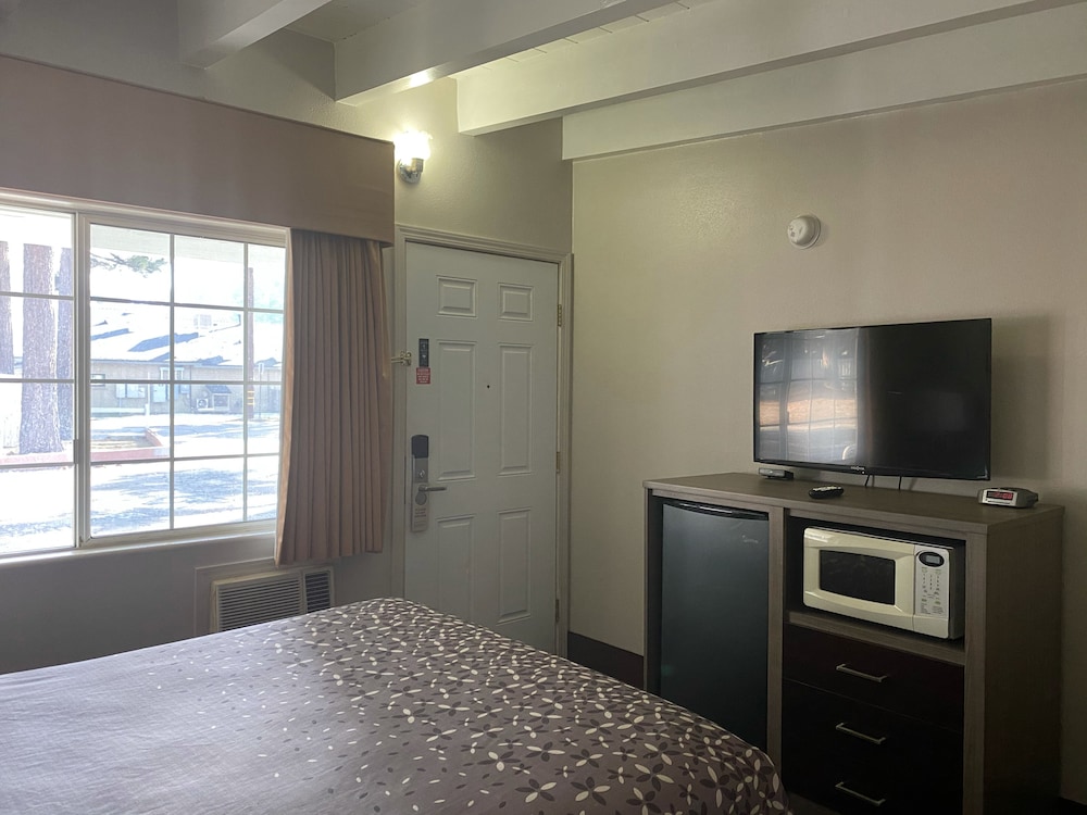 Lake Tahoe Vacations - Apex Inn - Property Image 74