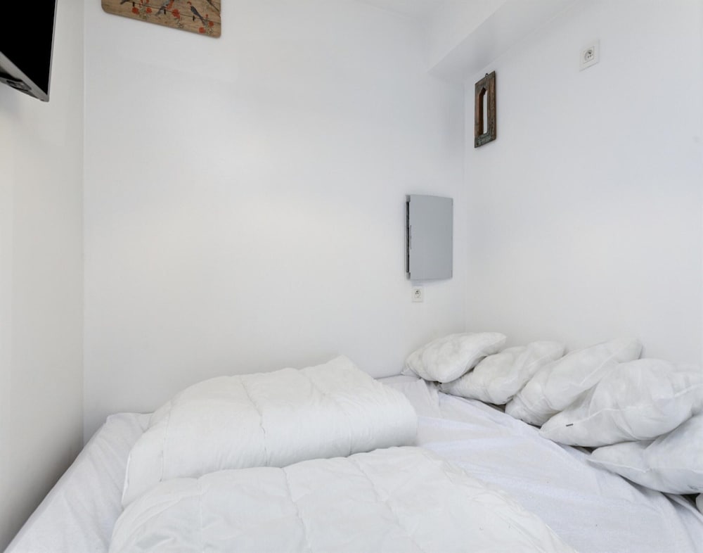 Apartment for 4 People With Terrace