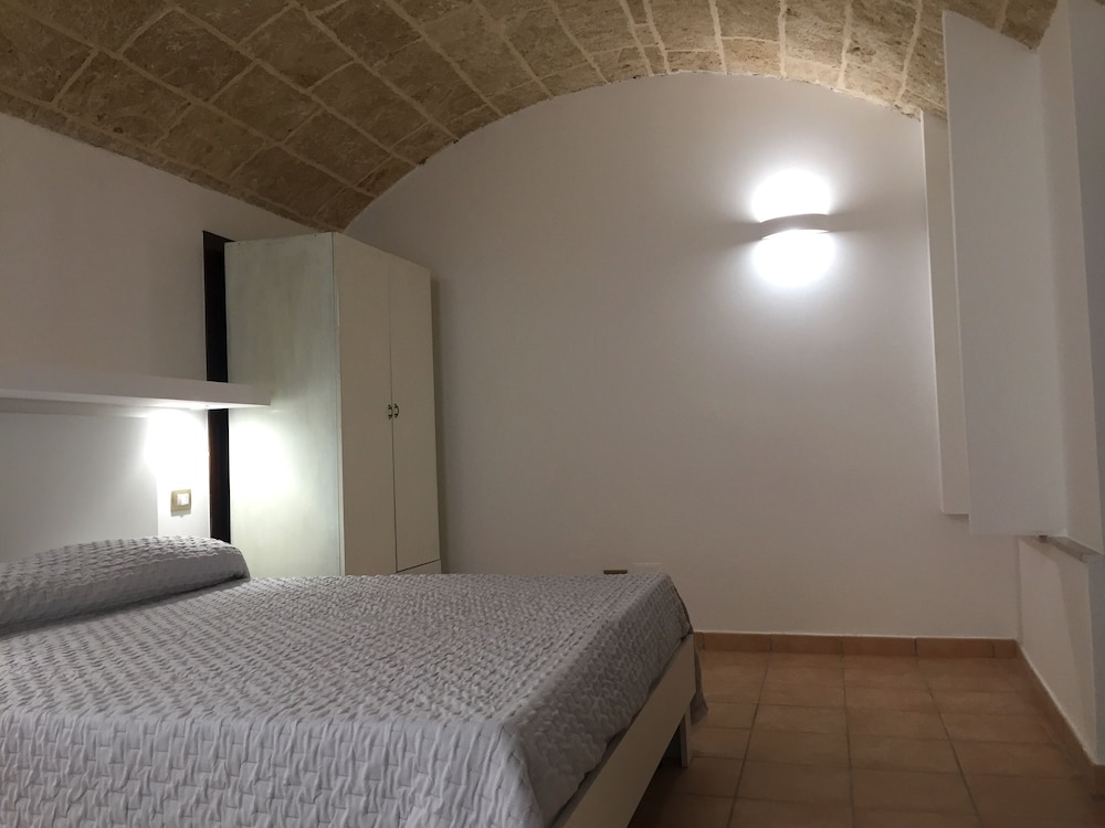 B&B Ugento Dimora en Ugento — bedroom