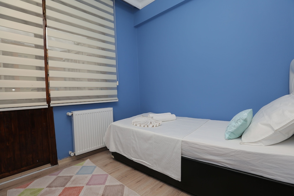 Guven Suite House