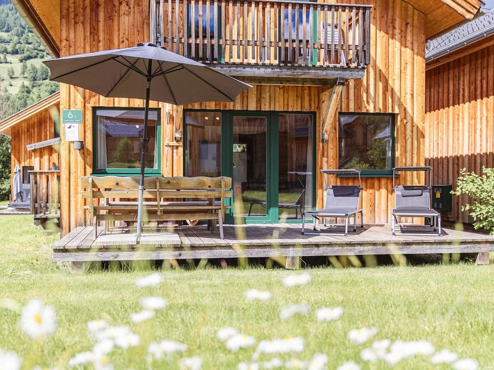 Chalet With Sauna and hot tub