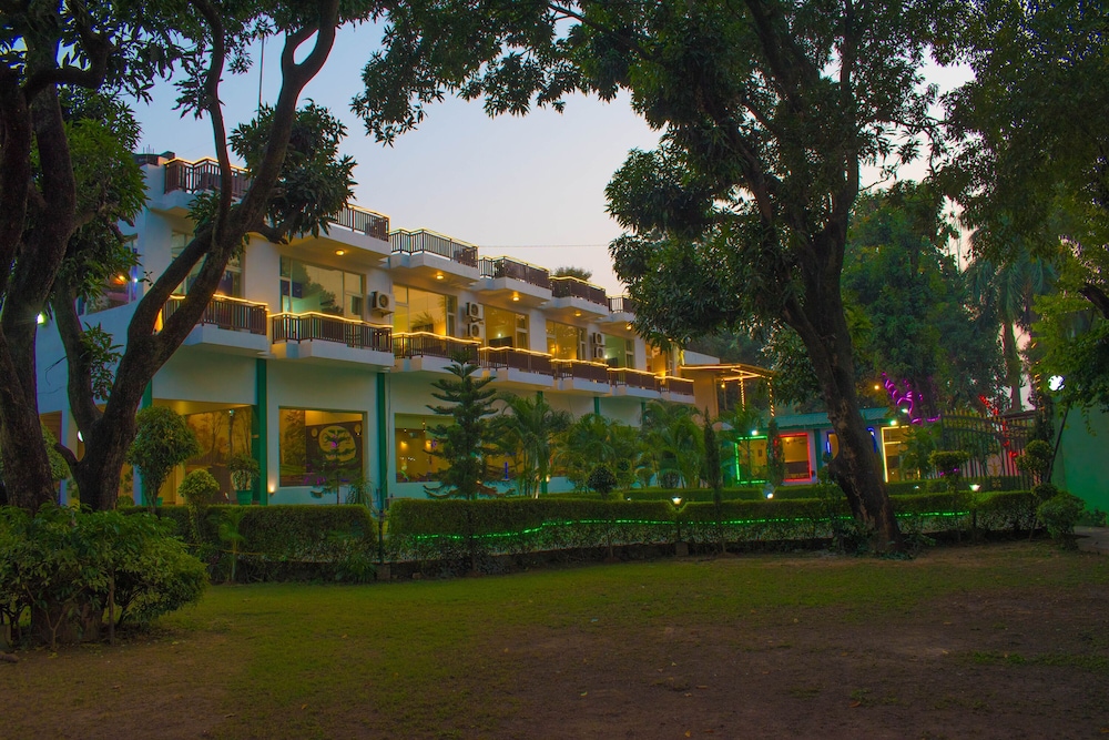 Corbett Condominium Resort