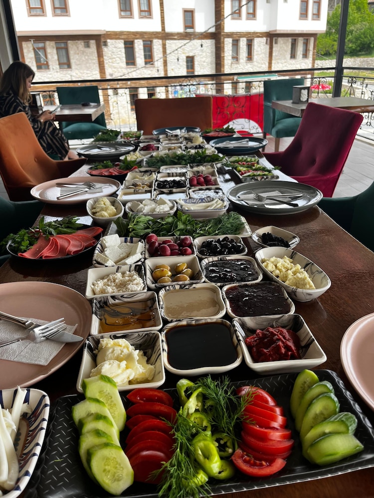 Kaşkaloğlu Hotel