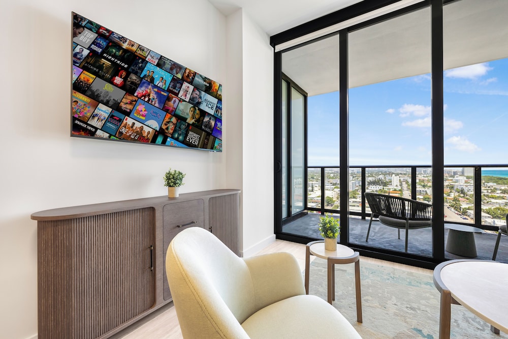 Luxury Condos Near Miami Beach