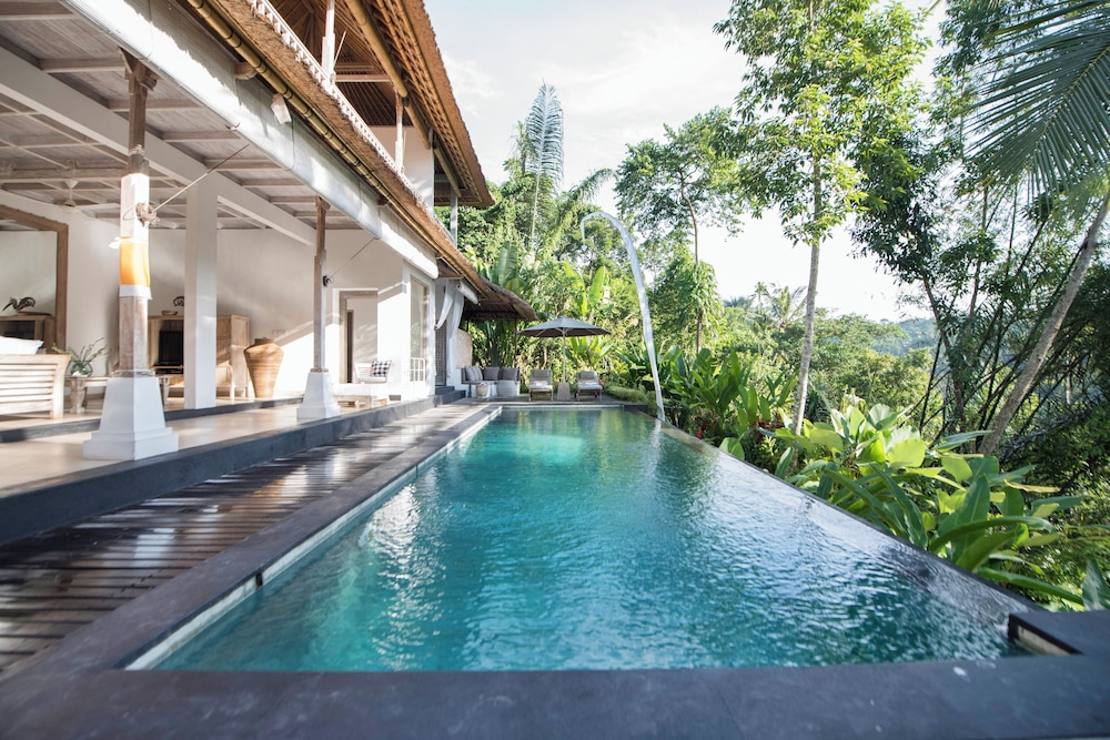 Villa Shamballa by Villa Finder