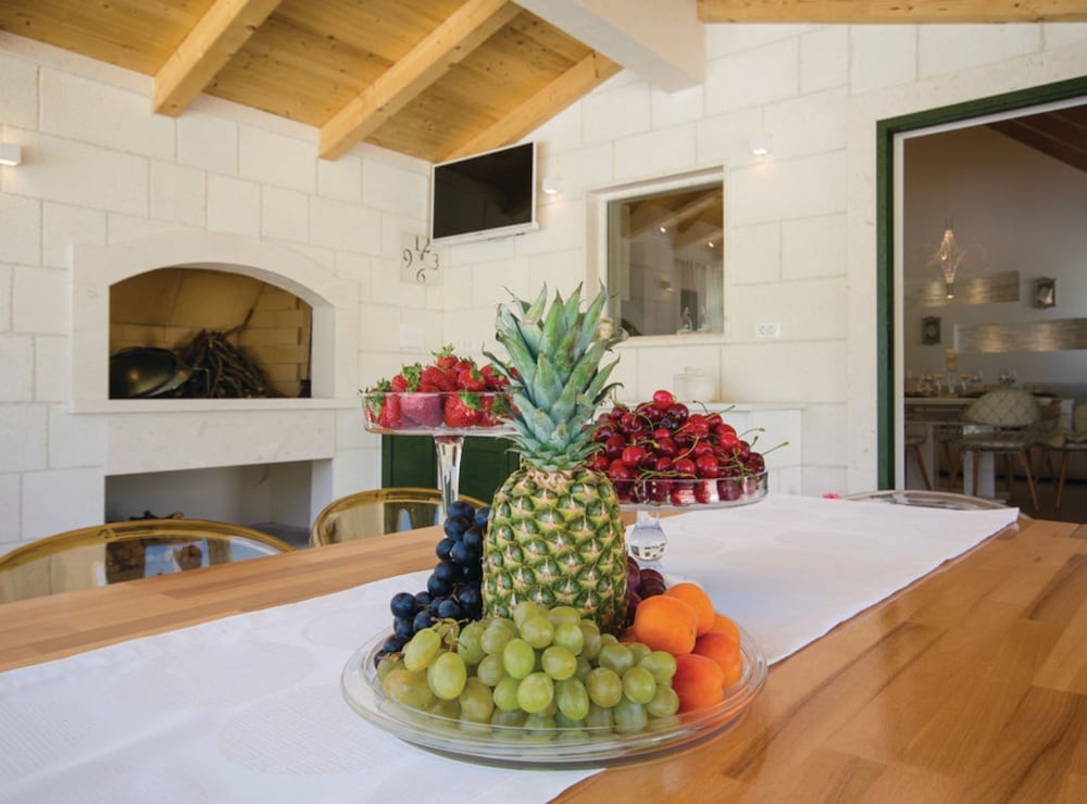 Luxury Villa Malo