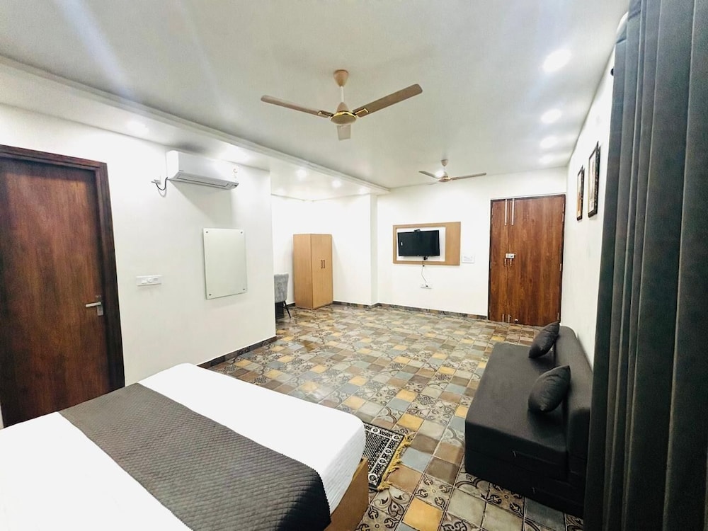 Nirvana inn