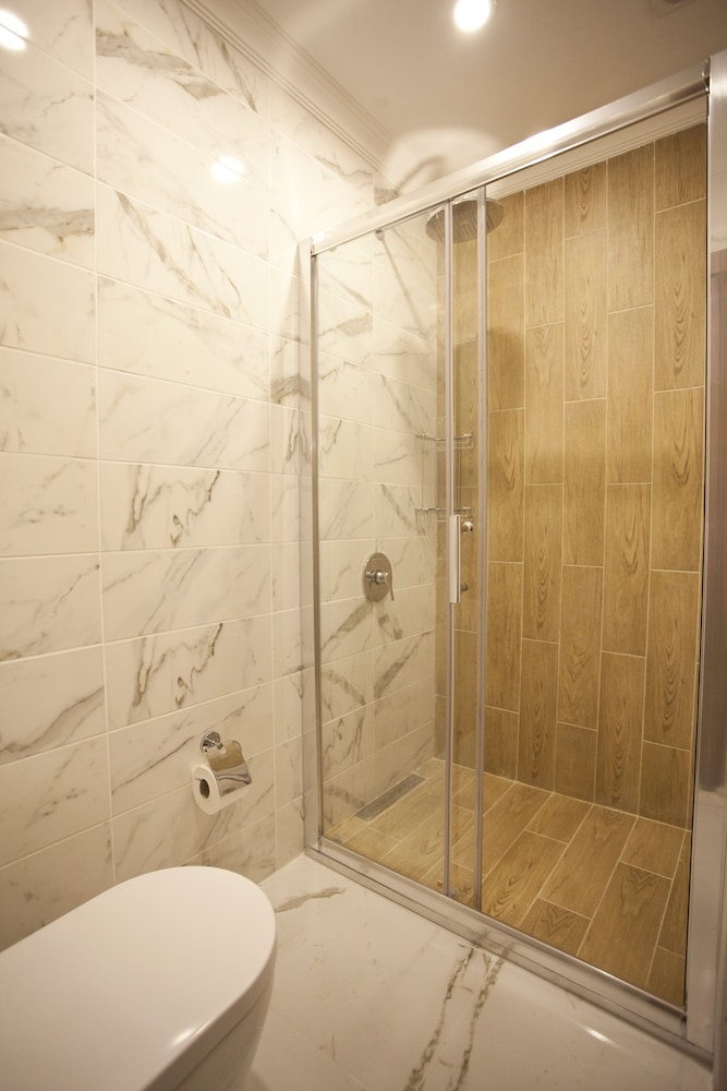 Pera Line Otel - Image 52