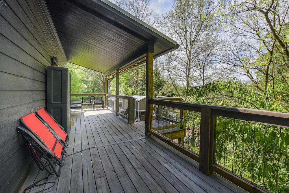 Plum Perfect Hideaway by Avantstay Power, Water, Wifi Weekly Discounts