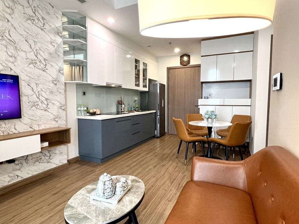 Vinhomes Green Bay Apartments