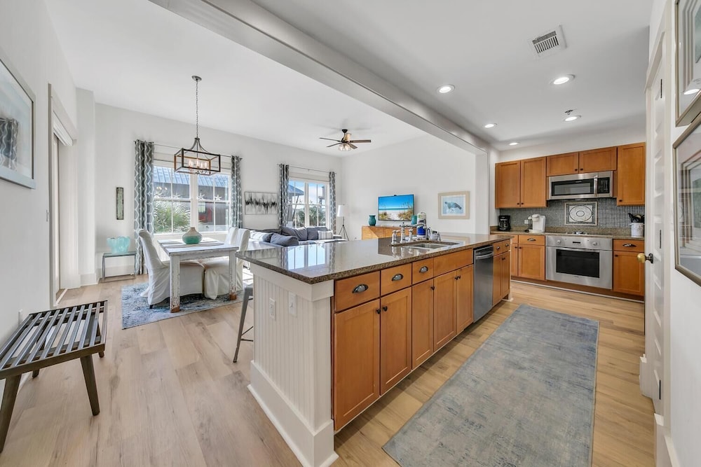 Redfish Village M1222 view 3