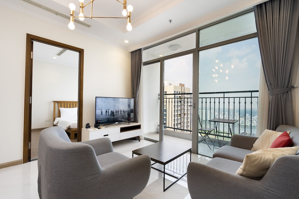 Sens House Saigon – Serviced Apartments in Vinhomes Central Park