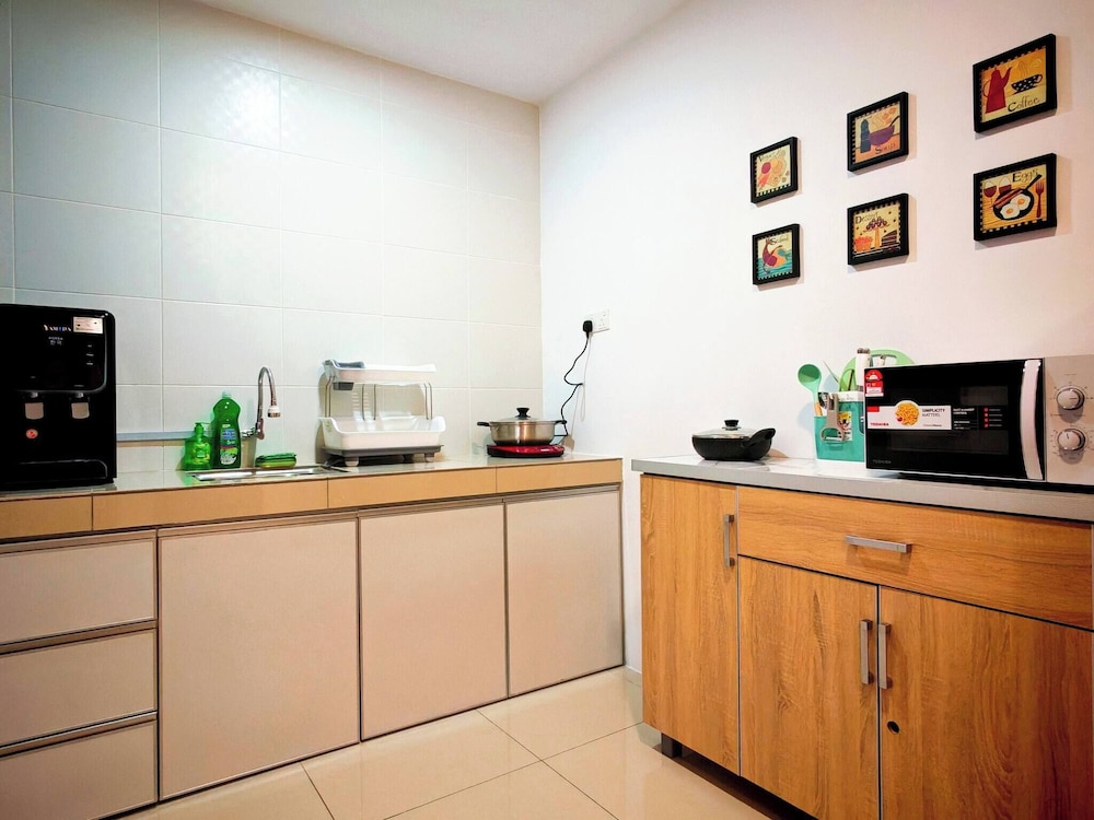 Ipoh Manhattan Free Waterpark 3BR 8pax Family Suite Mha306 by City Home Empire