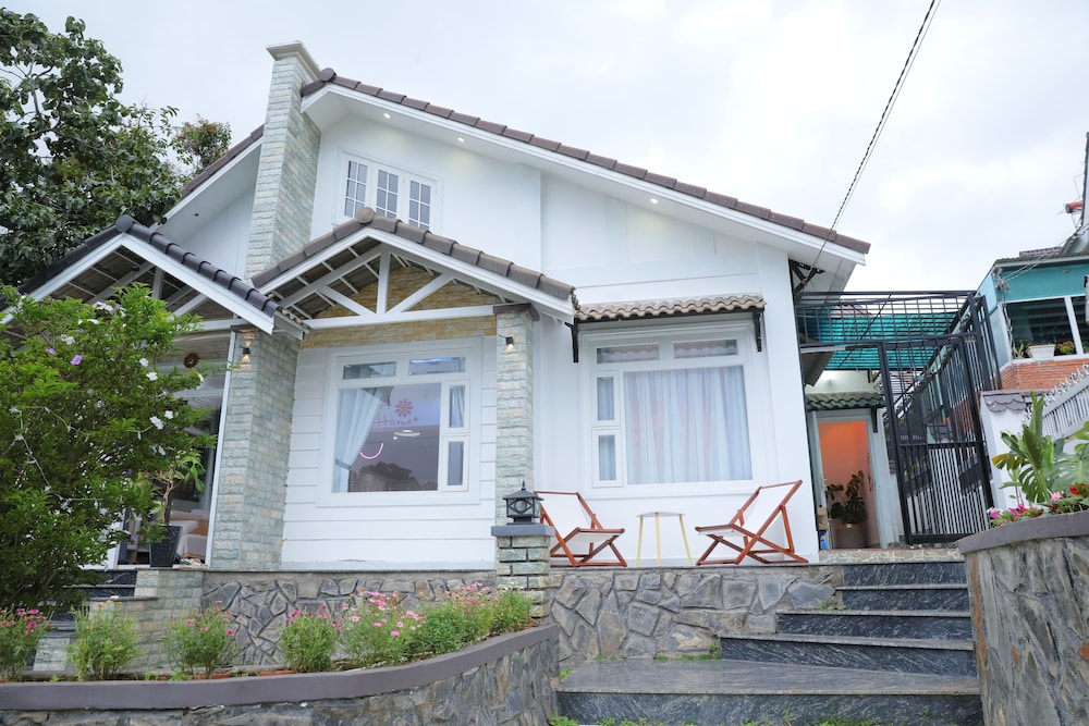 7 bedroom villa Flamingo Danang