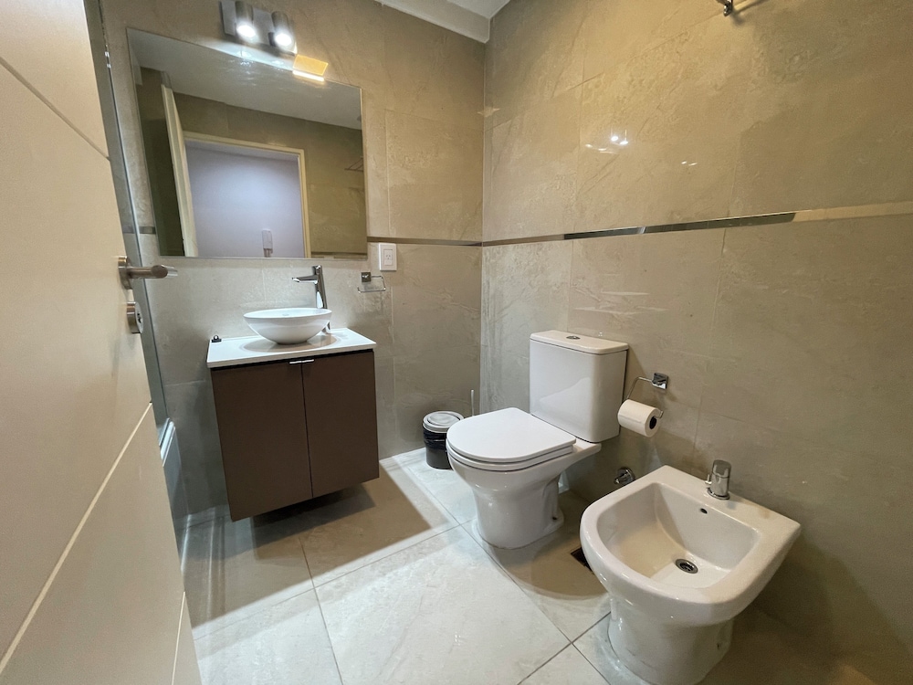 Ayres Suites Moreno