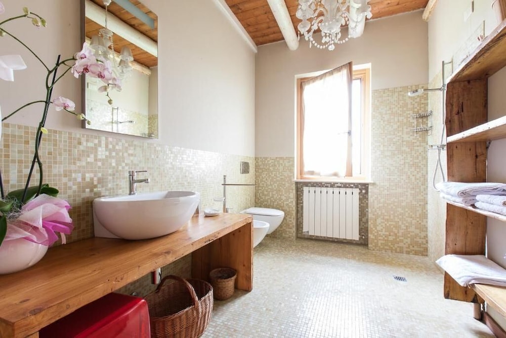 Cascina Serenella B&B