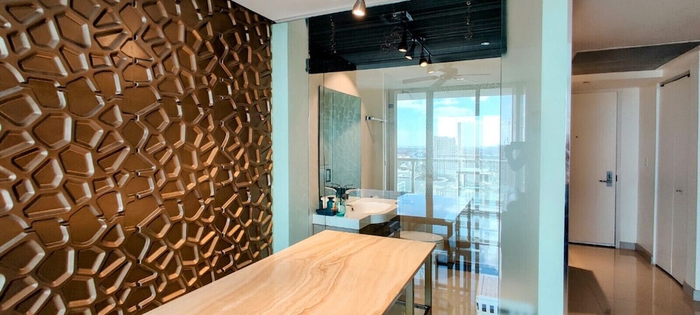 Luxury Apartments at 50 Biscayne
