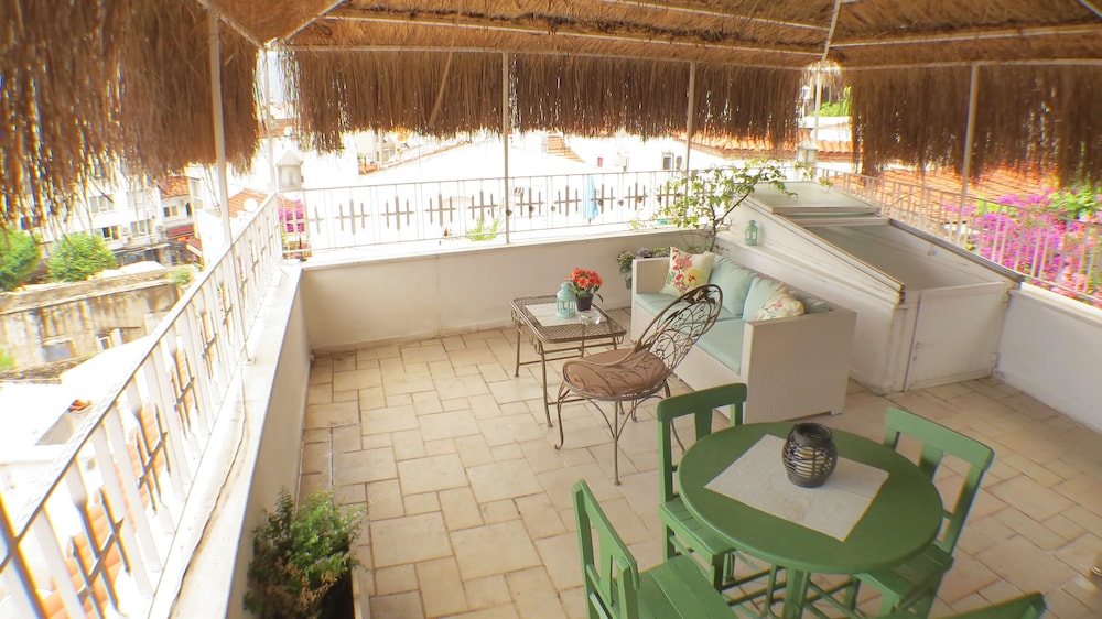 8 Oda Boutique Homes