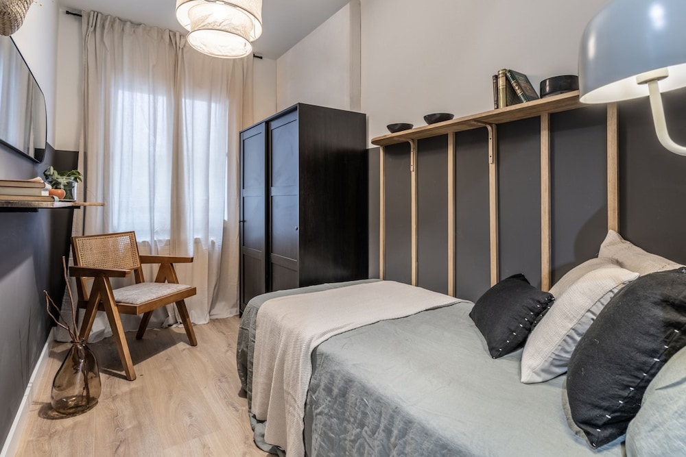 Luque - 3 Bedrooms and Balcony in Lista
