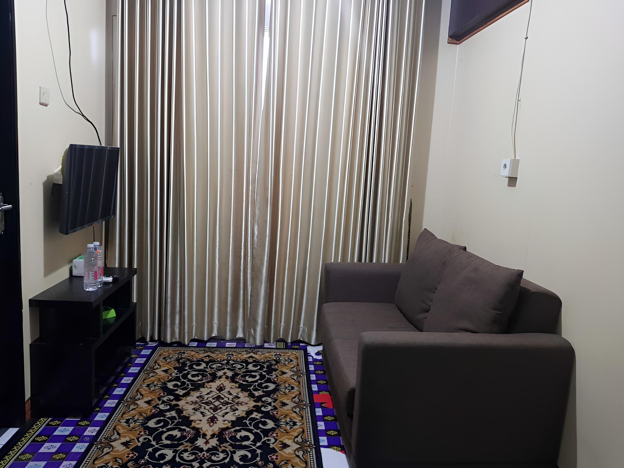 EXPRESS O 91656 Oyo Sentra Group