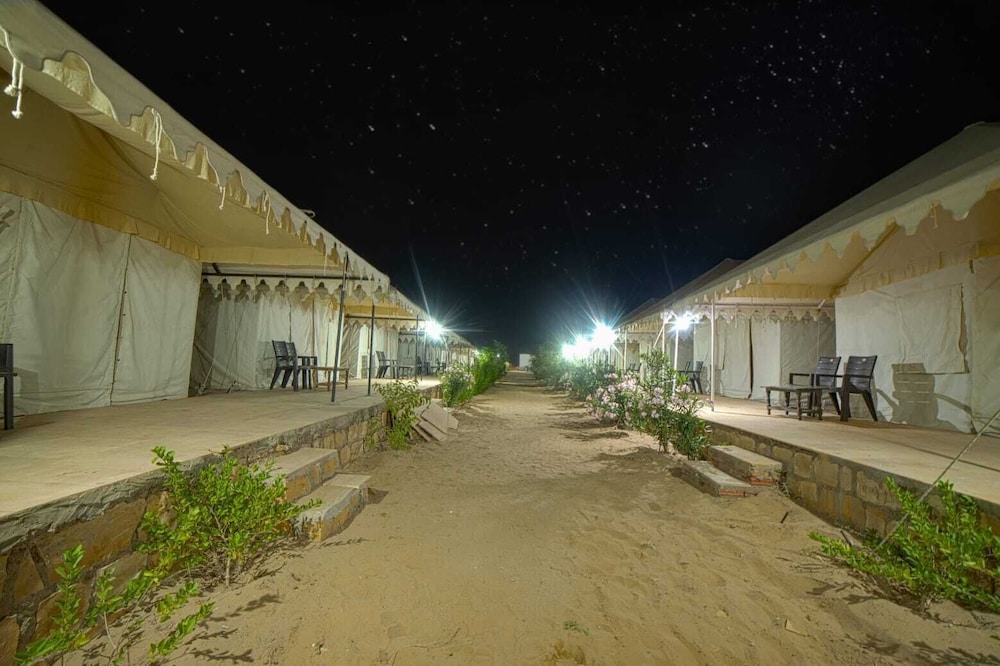 Royal Gadhvi Desert Camp