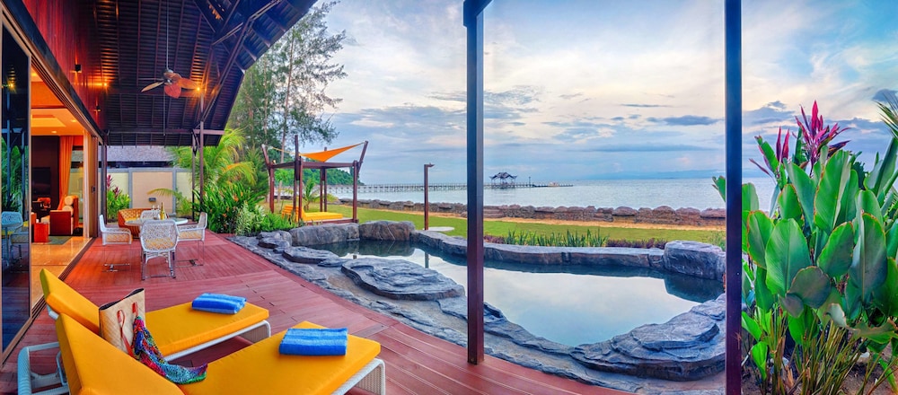 Borneo Eagle Resort