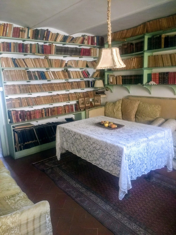 Bassetto Guesthouse & Apartments