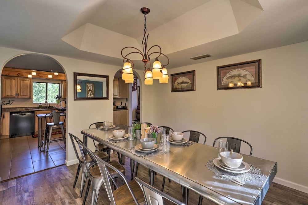 3 Mi to Downtown: Cabin w/ Gas Grill in Prescott view 5