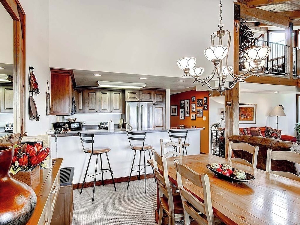 Snowmass Mountain by Snowmass Vacations