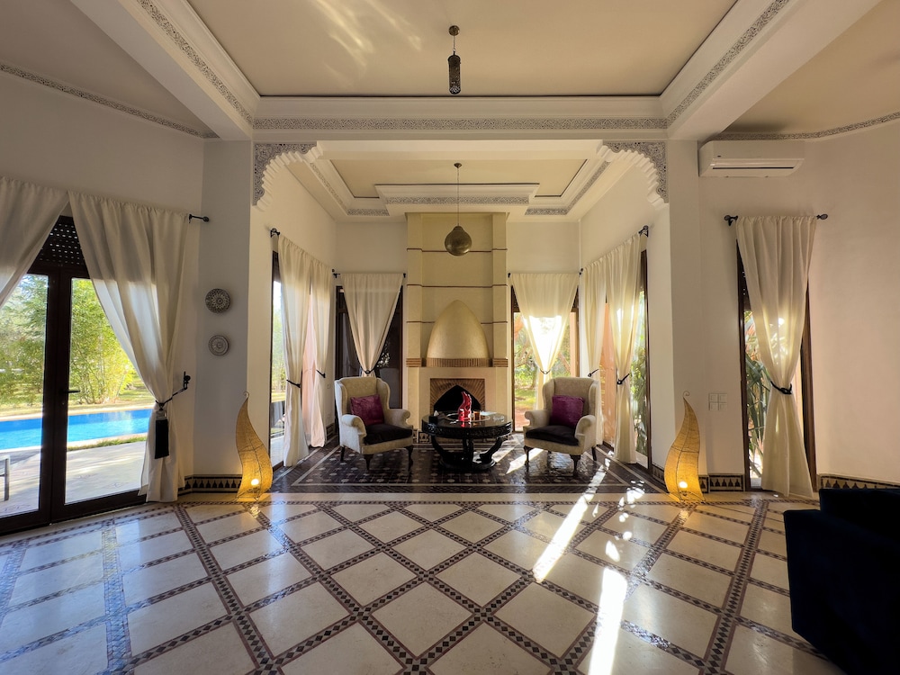 Palais Volteras