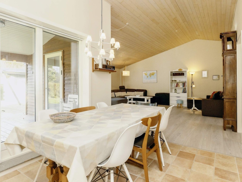 6 Person Holiday Home in Nysted, photo 9