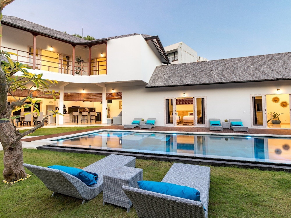 Pool & Wellness