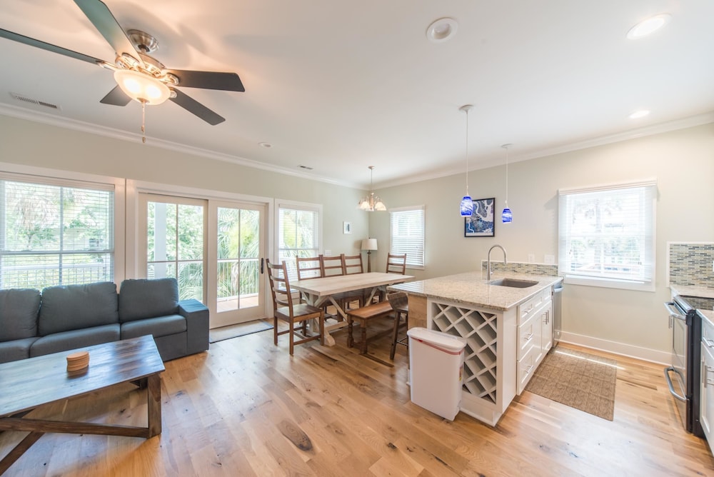 E Ashley A 121 4 Bedroom Holiday Home By My Ocean Rentals