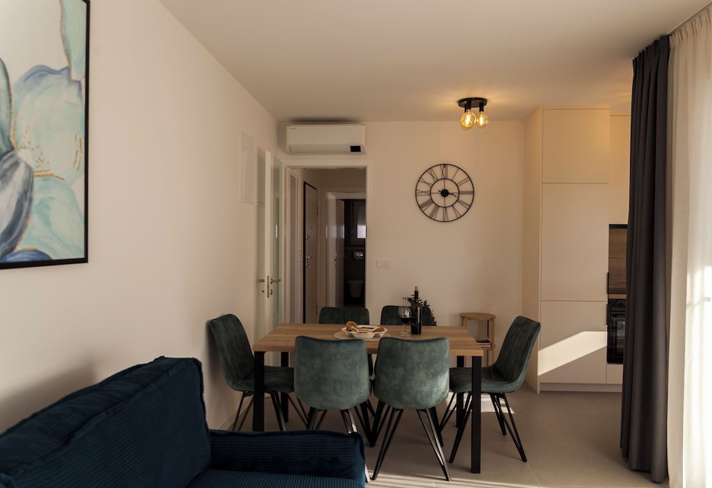 Smash 2 - Two-bedroom Apartments