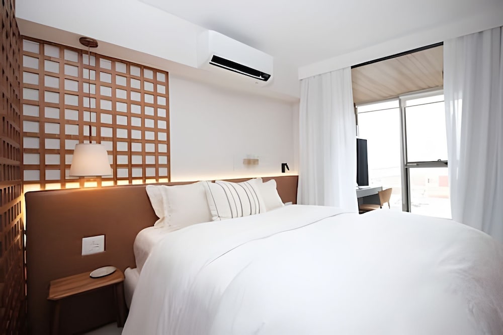 Leblon | Loft 5 min da Praia, com varanda vista Cristo - por Casapē Rio