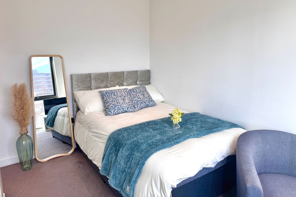 Sheffield Centre - Modern 1BR Apartment - Sleeps 3