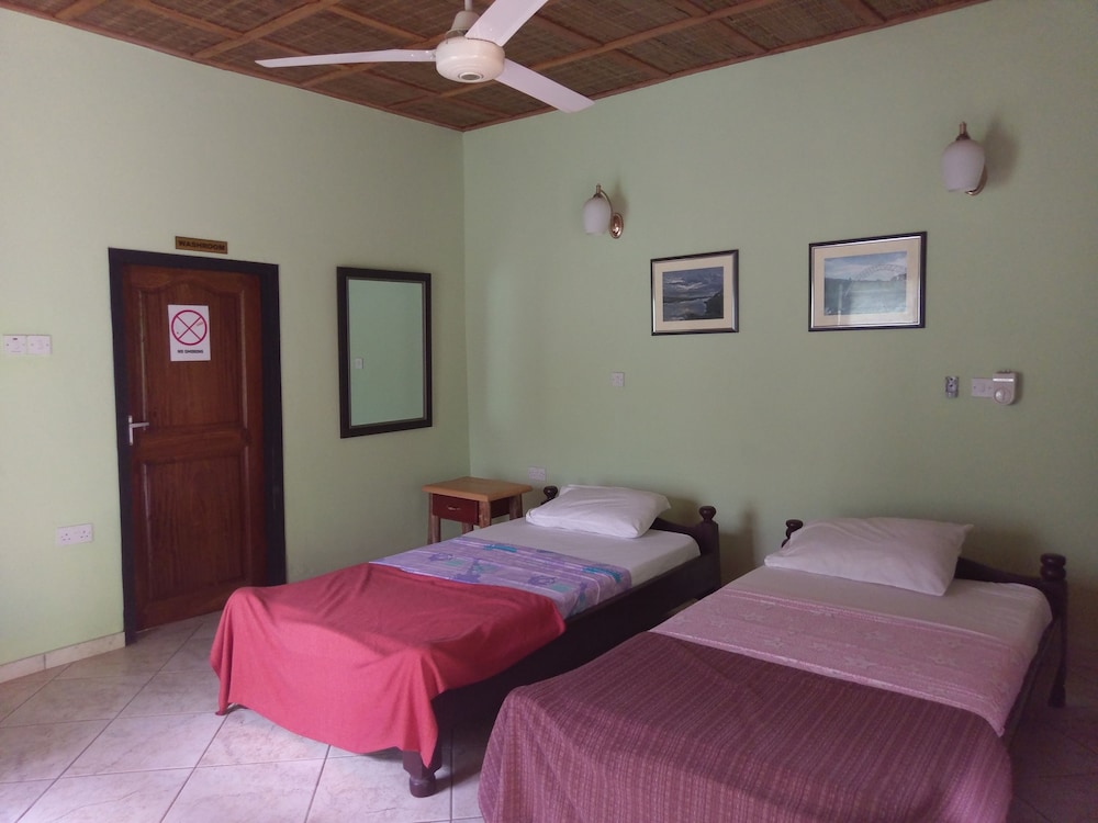 Big Foot Safari Lodge view 5