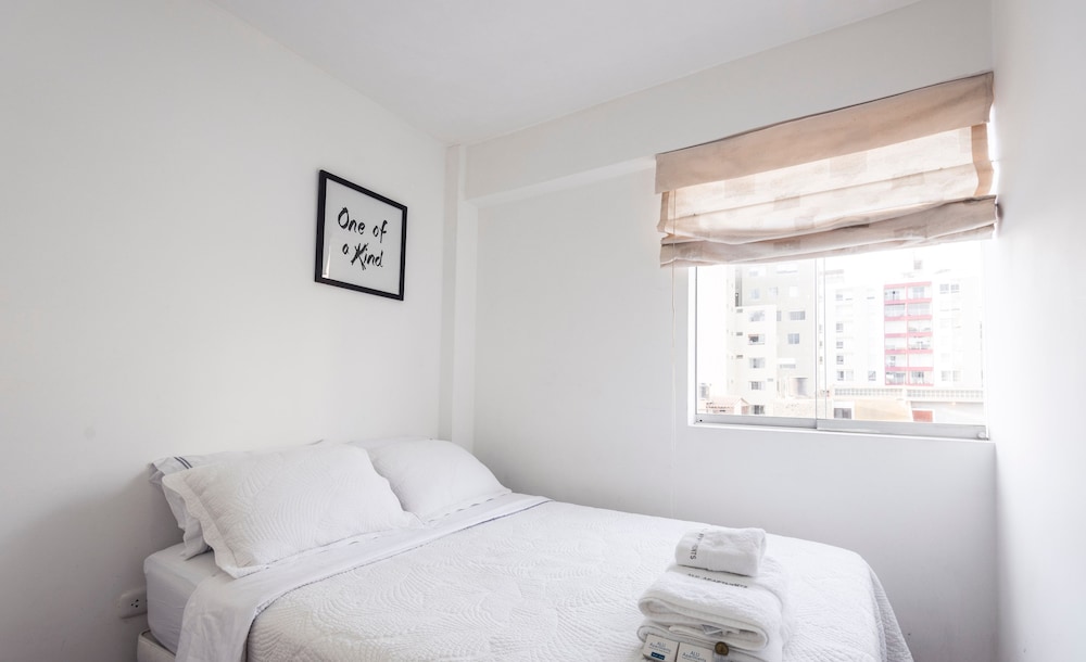 ALU Apartments - Miraflores Boardwalk