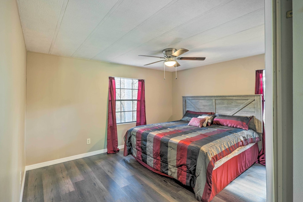 Suwannee Riverfront Home: Grill, Near Springs - Property Image 28