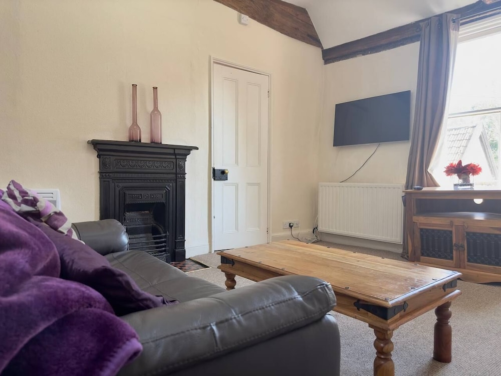 Sudbury Vacations - The George and Dragon Inn - Property Image 9