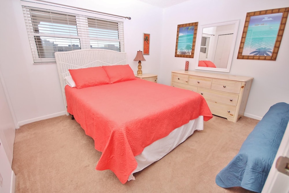 Sea Coast Condominium 518