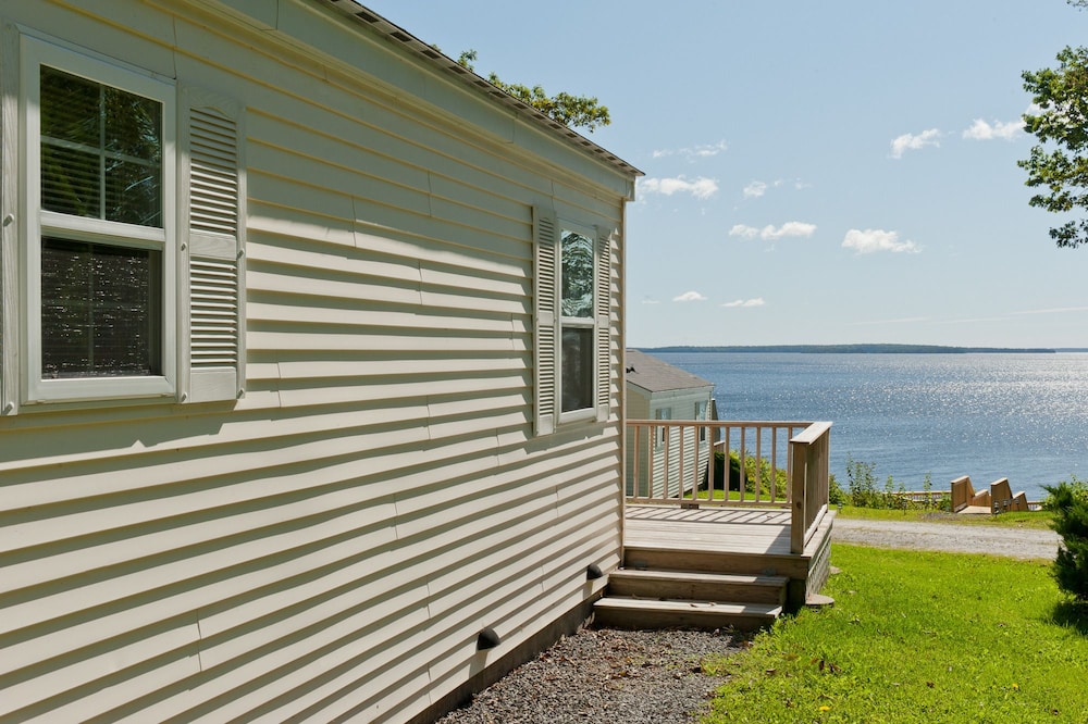 Glenmoor By the Sea