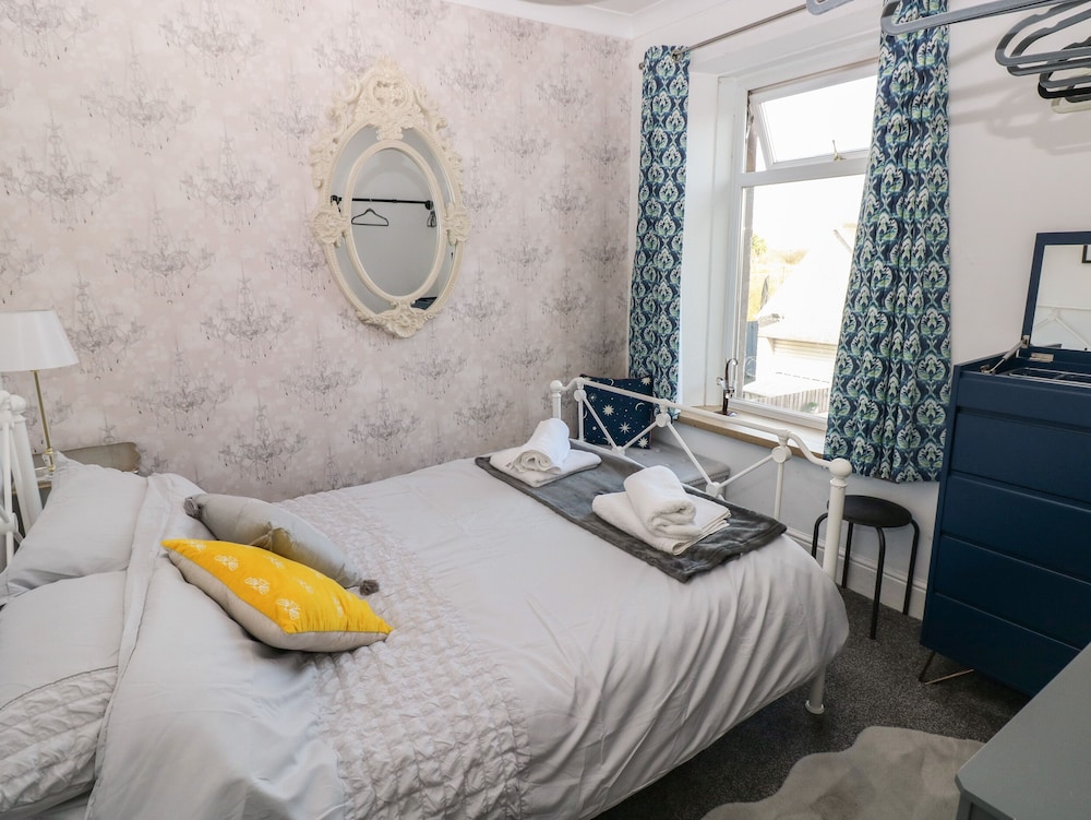5 Pontardulais Road