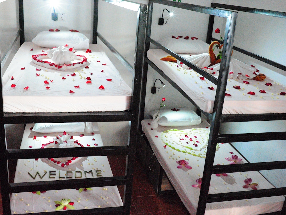 Kafu Hostel & Pool