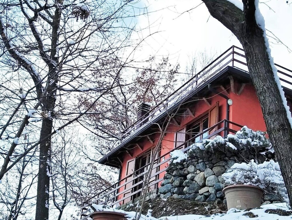 Photo 12