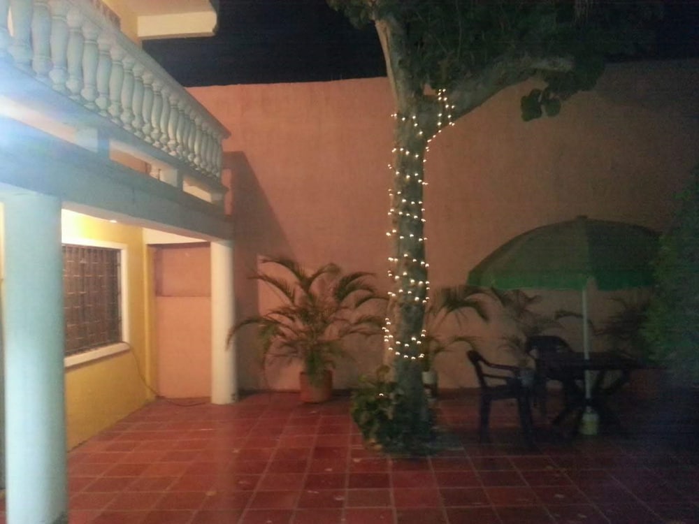 7PN-1A CASA CON ACCESO AL MAR