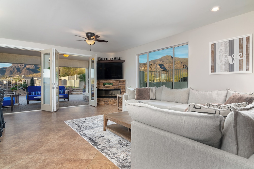Breathtaking Family Retreat in Elite Gold Canyon!