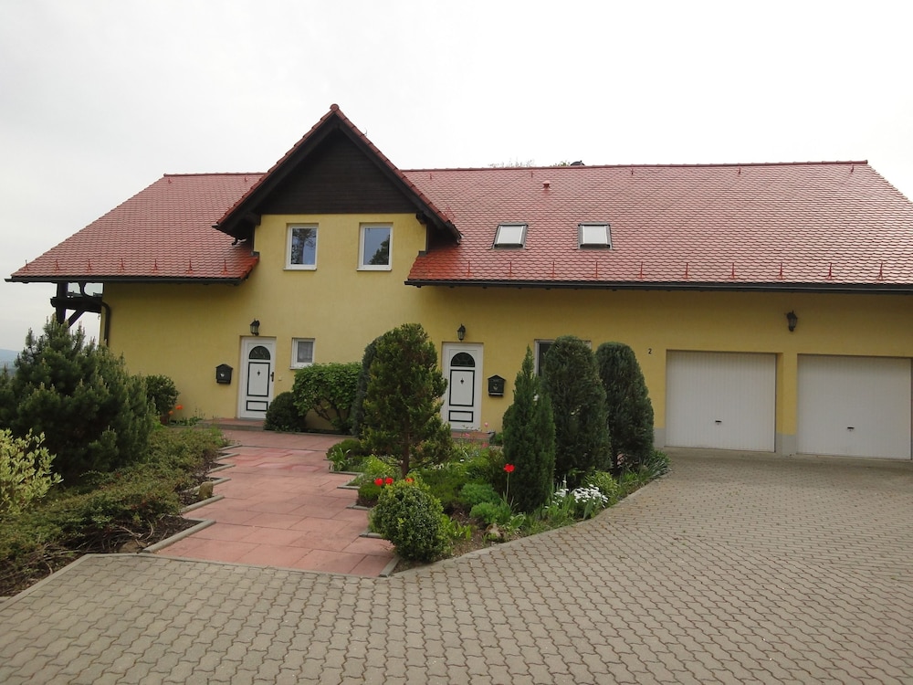 Photo 32