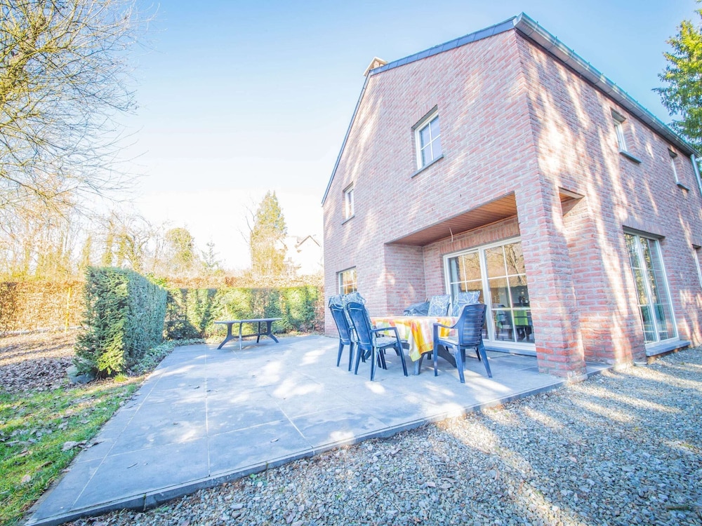 Holiday Home Le Jardin de Satine et Celestine in Durbuy