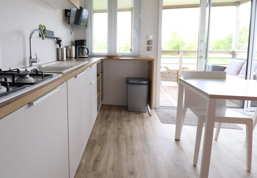 Chalet by Hegermeer With Harbor Access